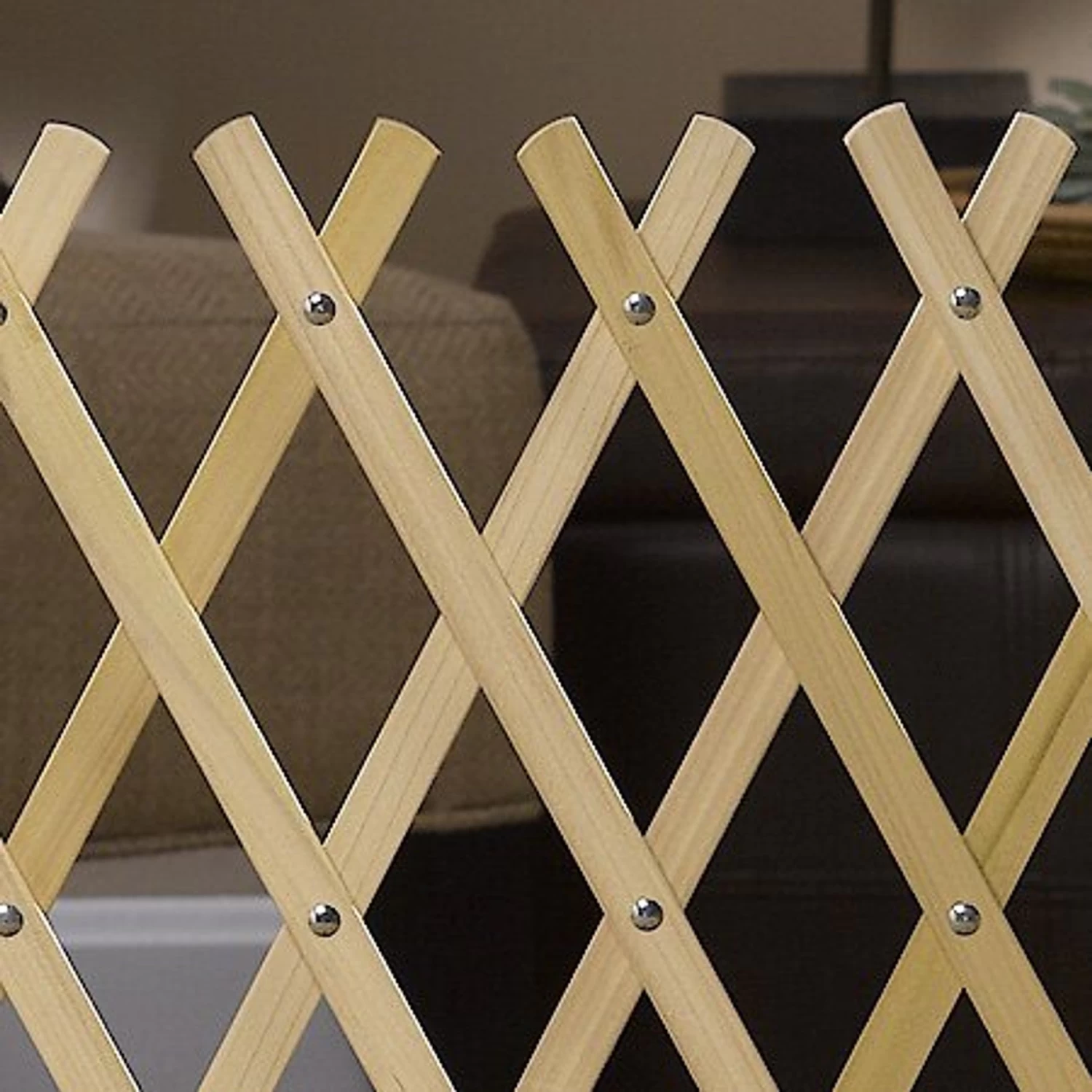 GMI Keepsafe Wooden Expanding Pet Gate - Image 3