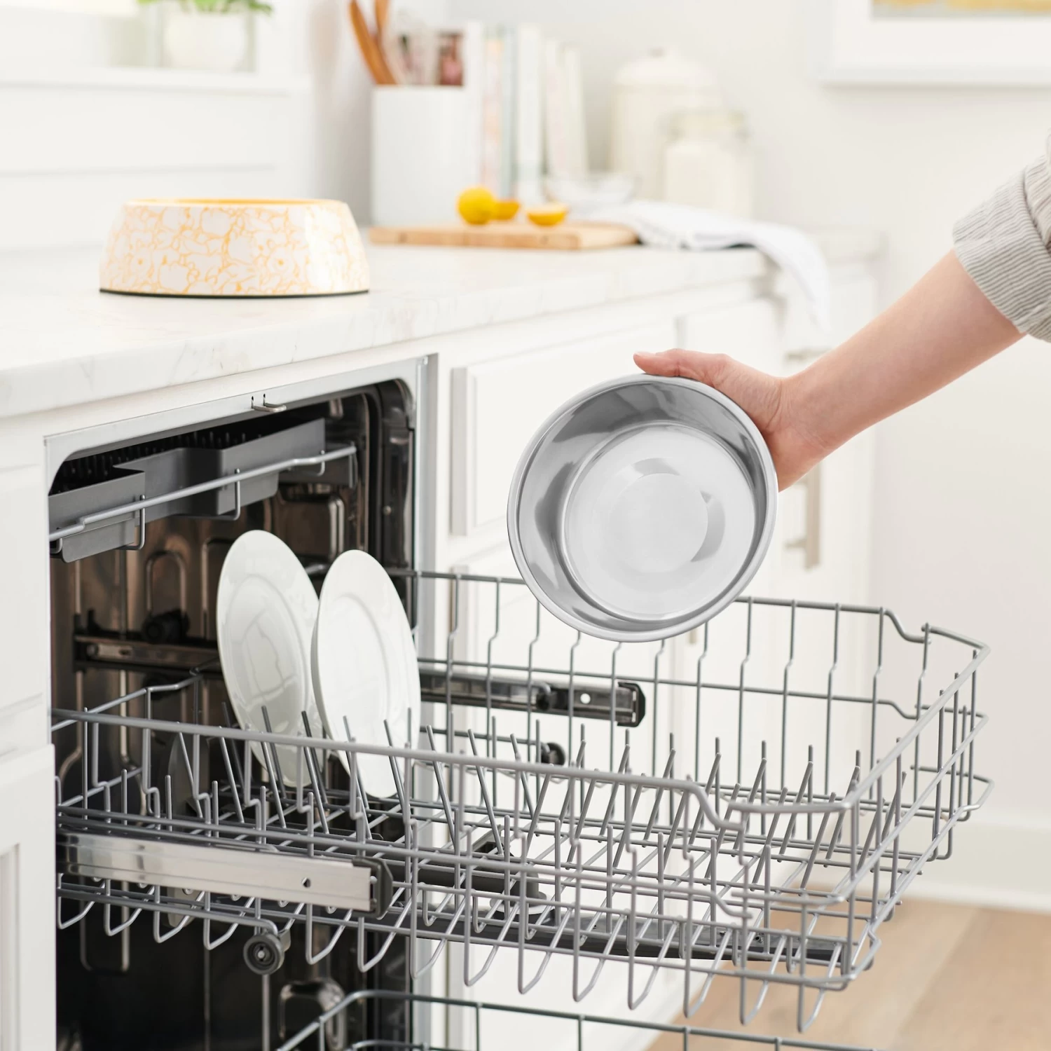 Disney Winnie The Pooh Non-Skid Stainless Steel With Melamine Stand Dog & Cat Bowl, Yellow - Image 6