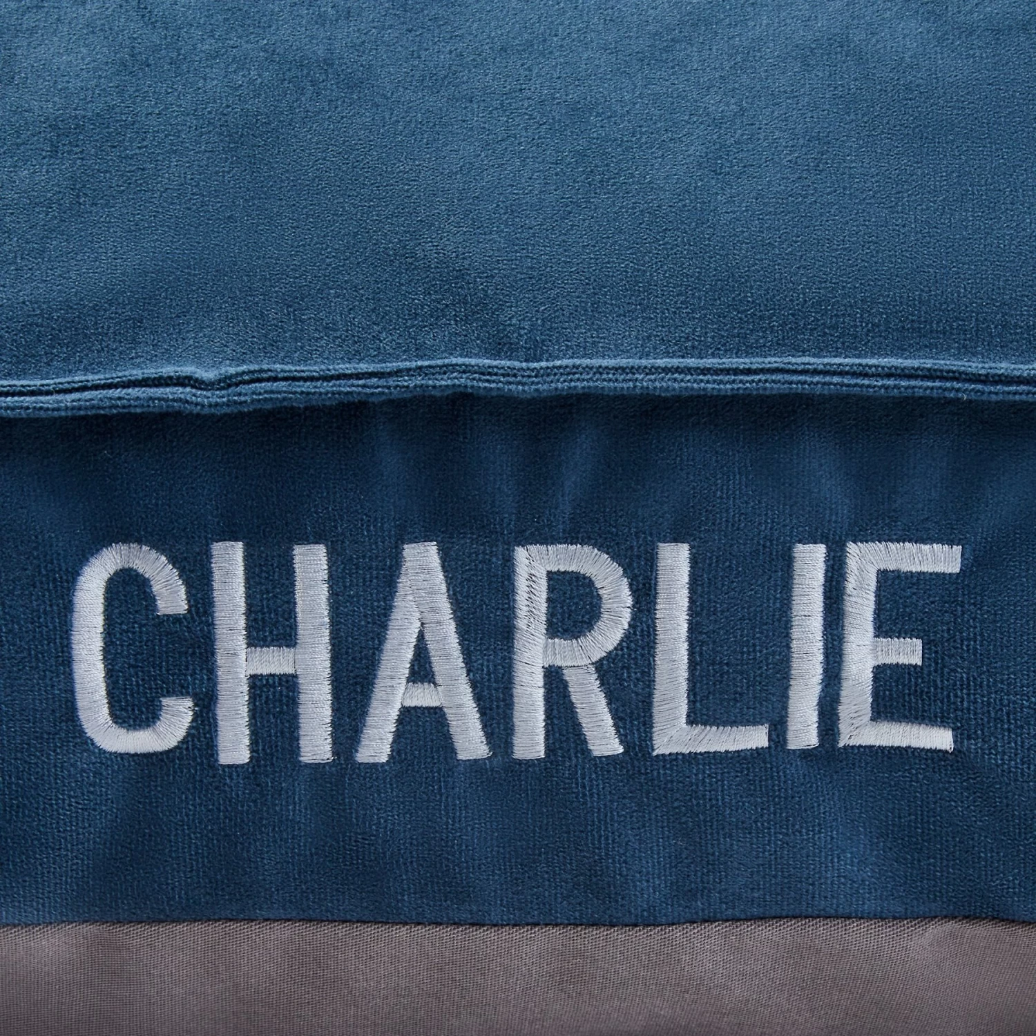 Frisco Personalized Navy Bolstered Bed With Navy Check Bolster - Image 4