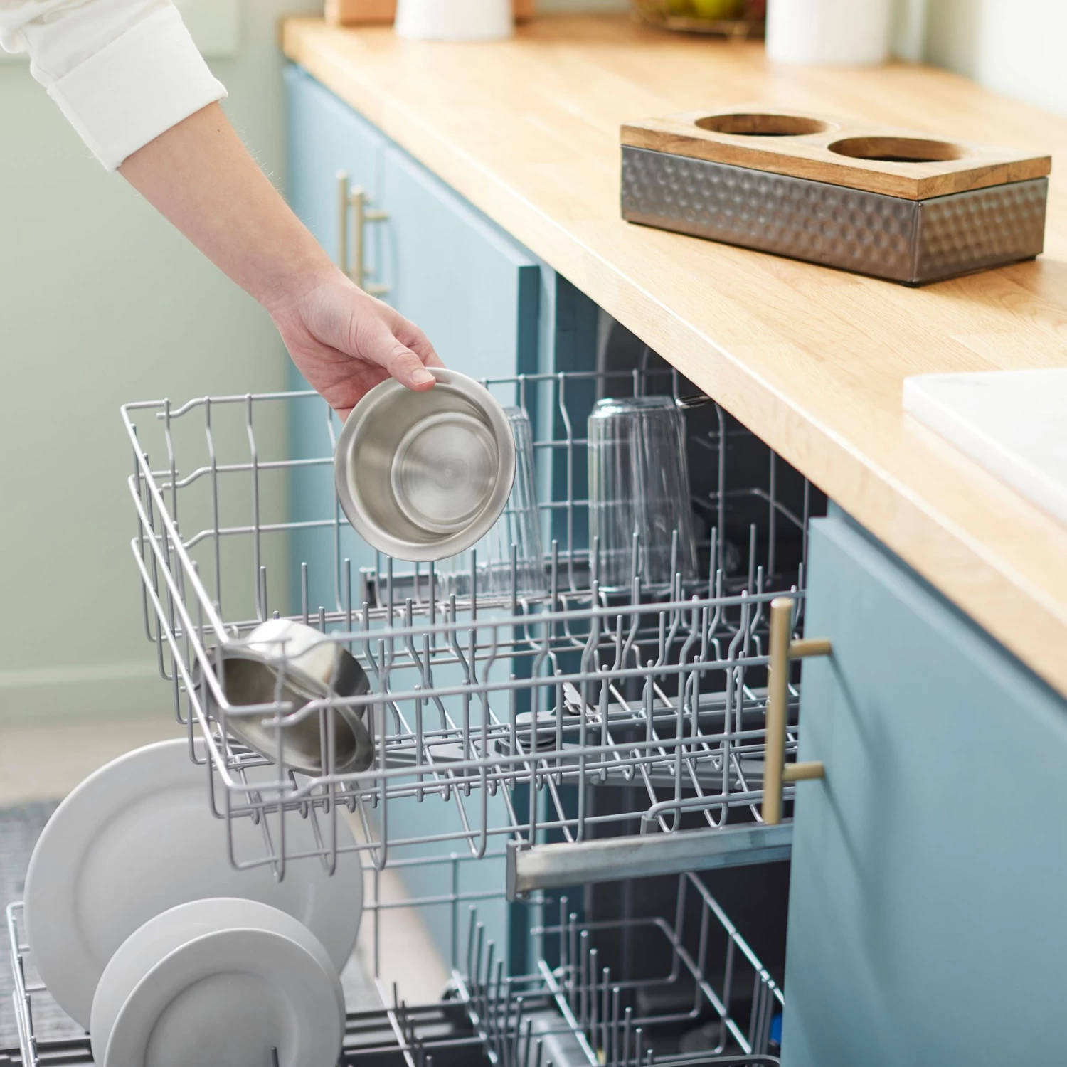 Frisco Premium Stainless Steel Double Diner Dog & Cat Bowl, Black - Image 7