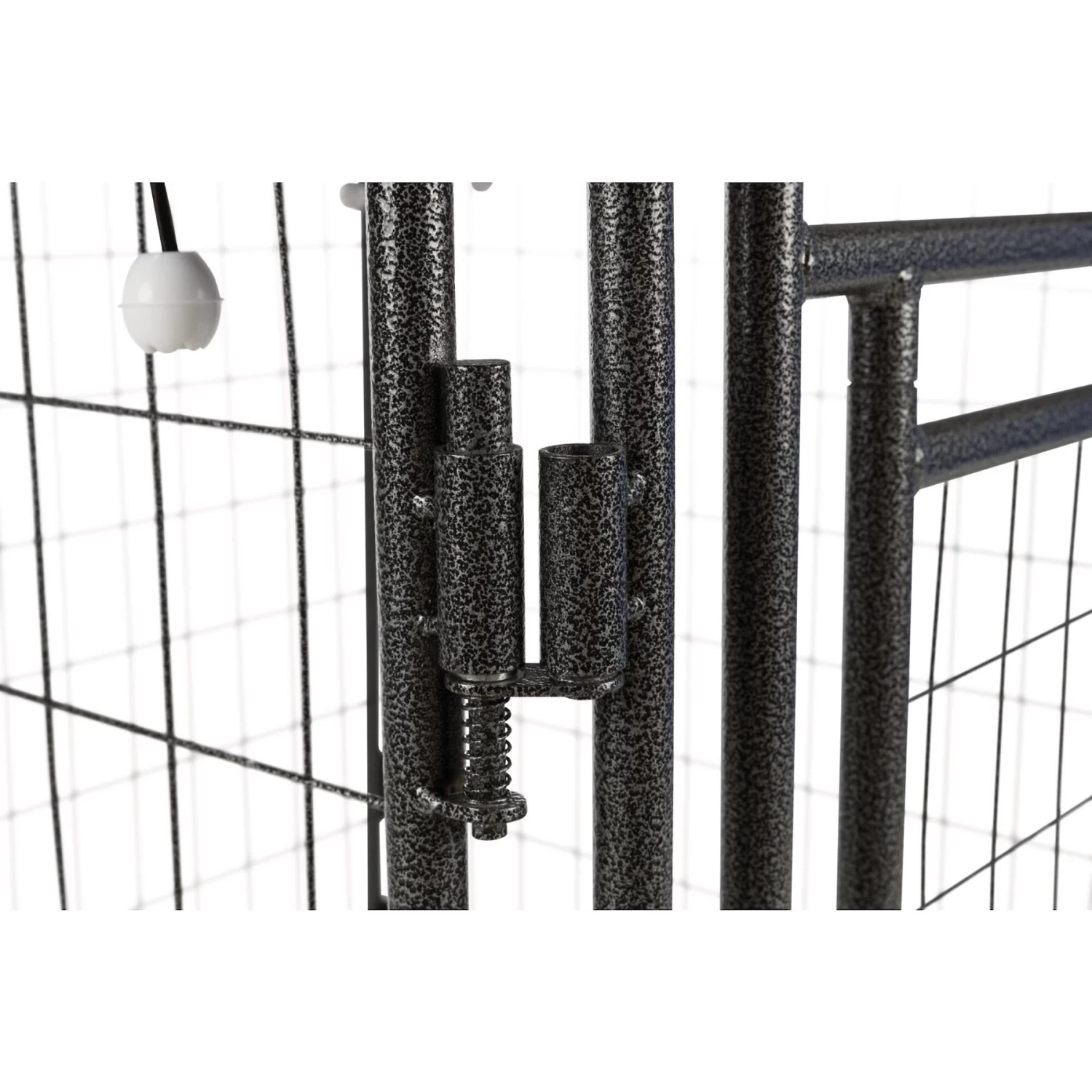 TRIXIE Deluxe Outdoor Dog Kennel With Cover & Secure Lock, Black/Burgundy - Image 8