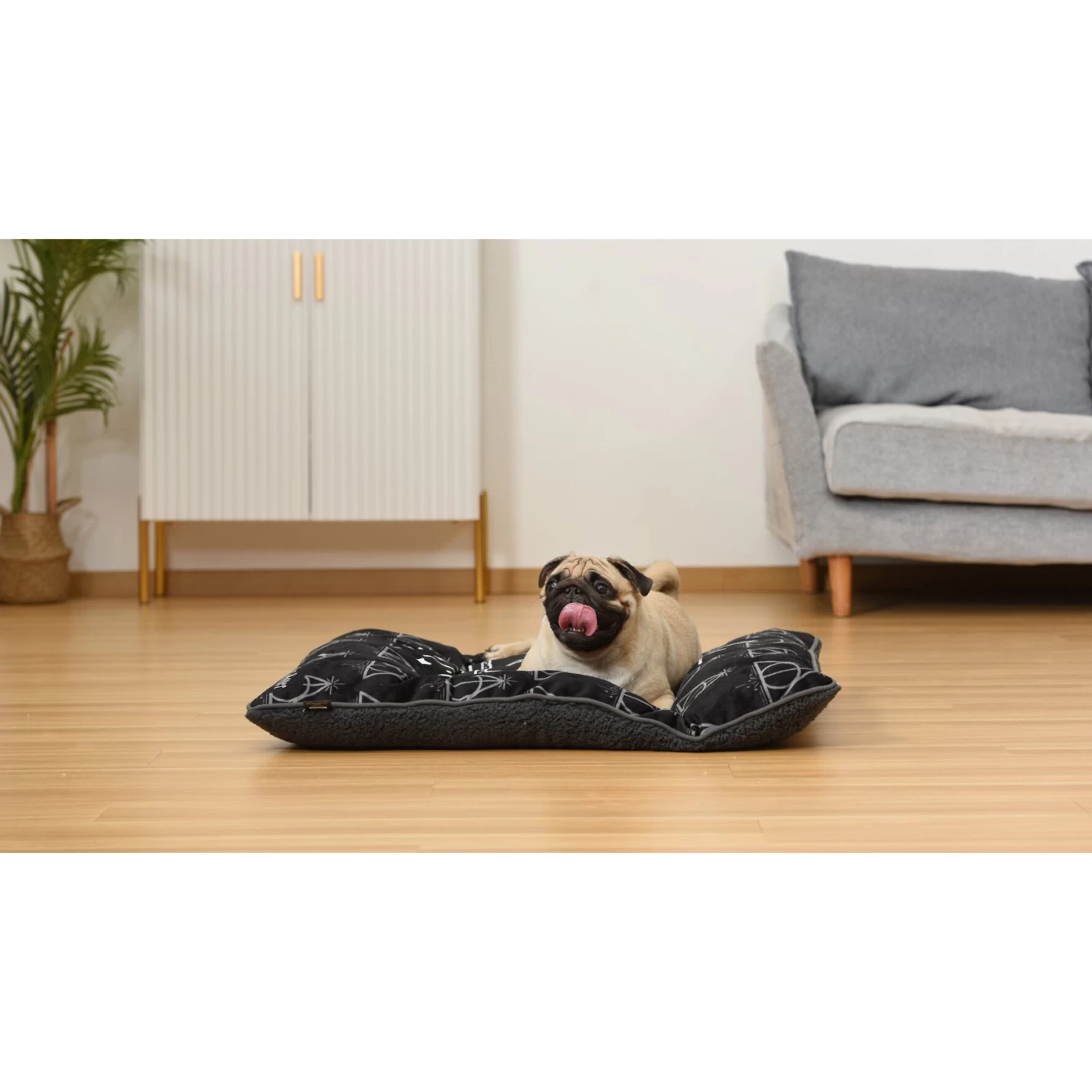 Fetch For Pets Harry Potter Napper Dog Bed, Deathly Hollow - Image 6