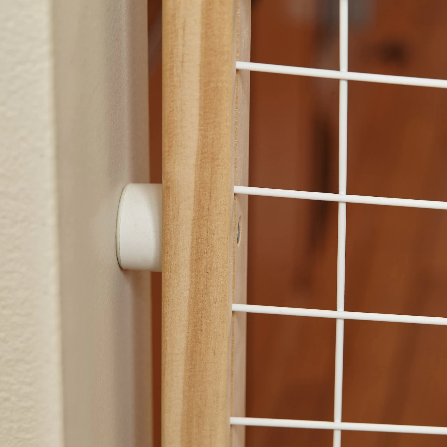 MidWest Wood/Wire Mesh Pet Gate - Image 5