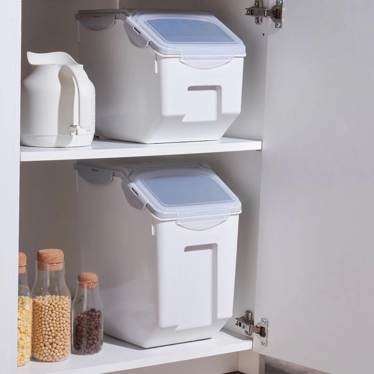 Hanamya Container With Measuring Cup Dog & Cat Food Storage - Image 3
