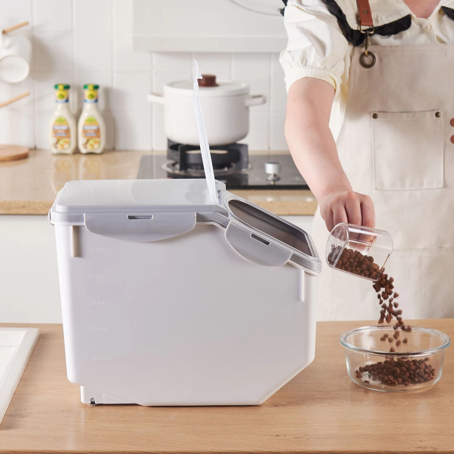 Hanamya Container With Measuring Cup Dog & Cat Food Storage - Image 5