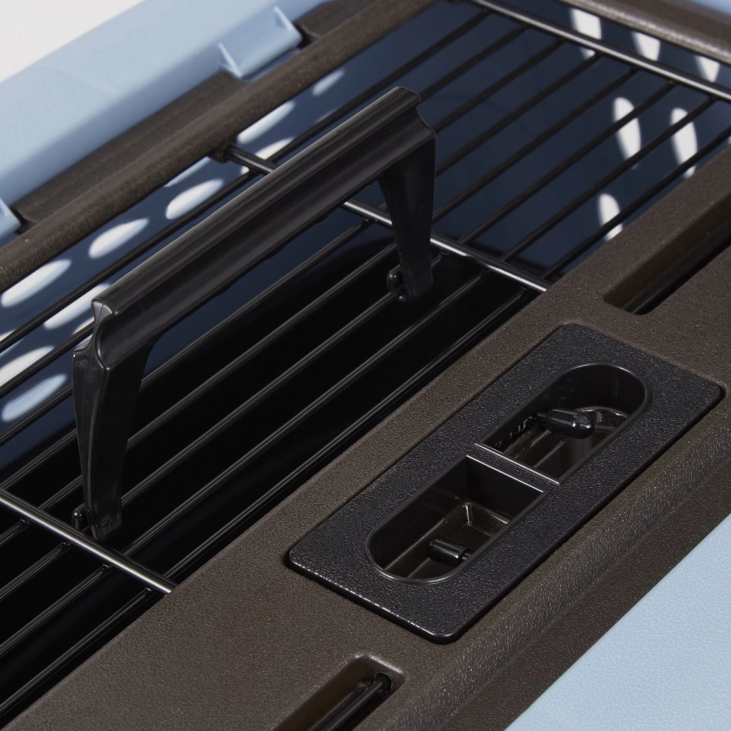 Petmate Two Door Top Load Dog & Cat Kennel - Image 8